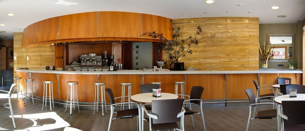 Фото Hotel Vetusta