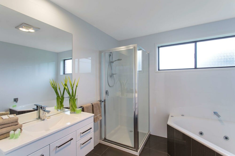 Фото Best Western Colonial Village Motel