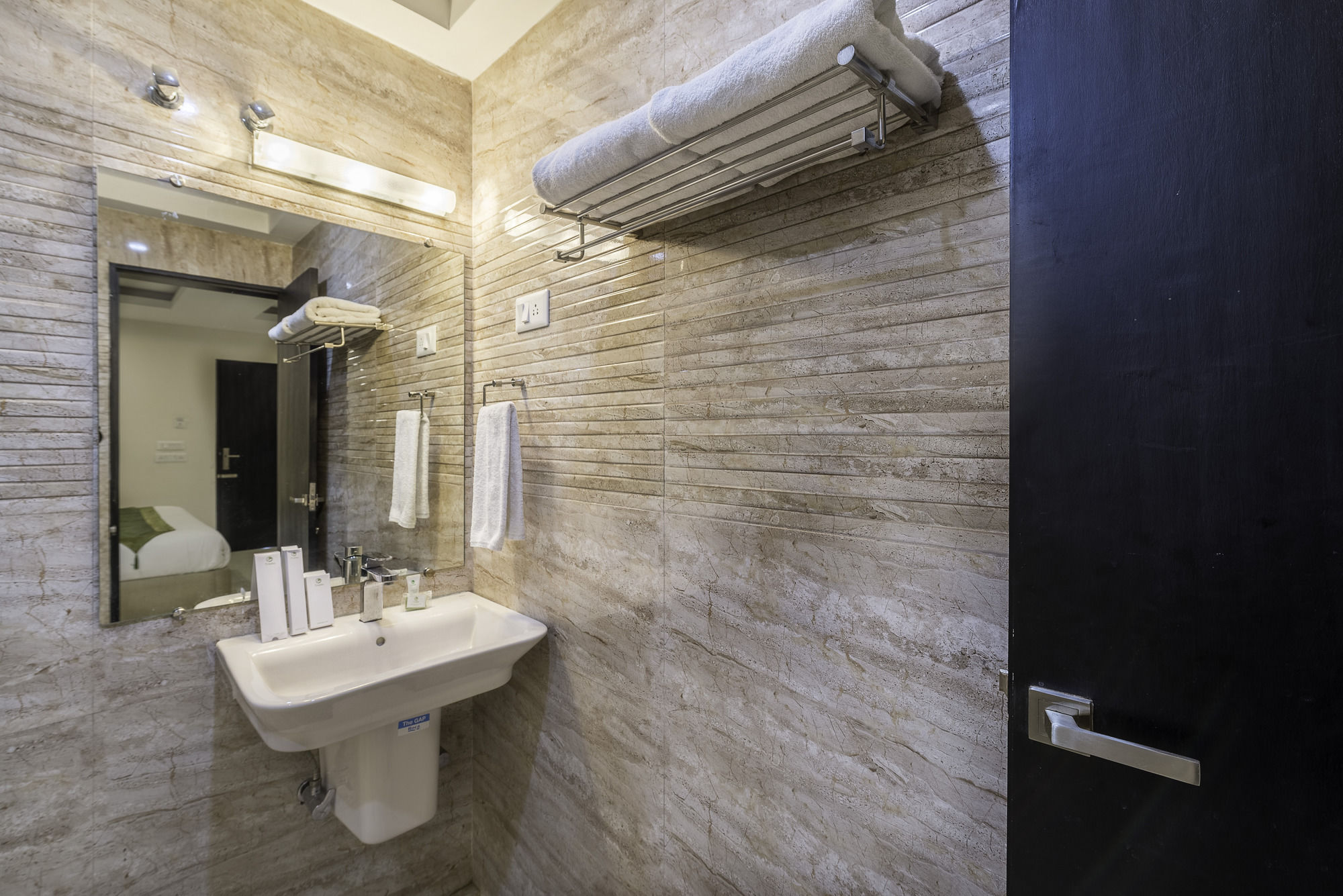 Фото Treebo Trend Elan