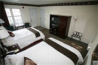 Фото Chalet Motel Mequon