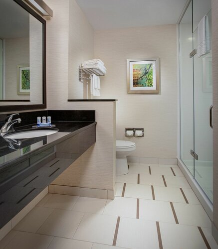 Внешний вид отеля Fairfield Inn & Suites by Marriott Clearwater Beach в Клеруотере, фото 4