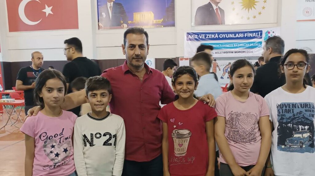 School Aydinkonak Middle School, Batman, photo