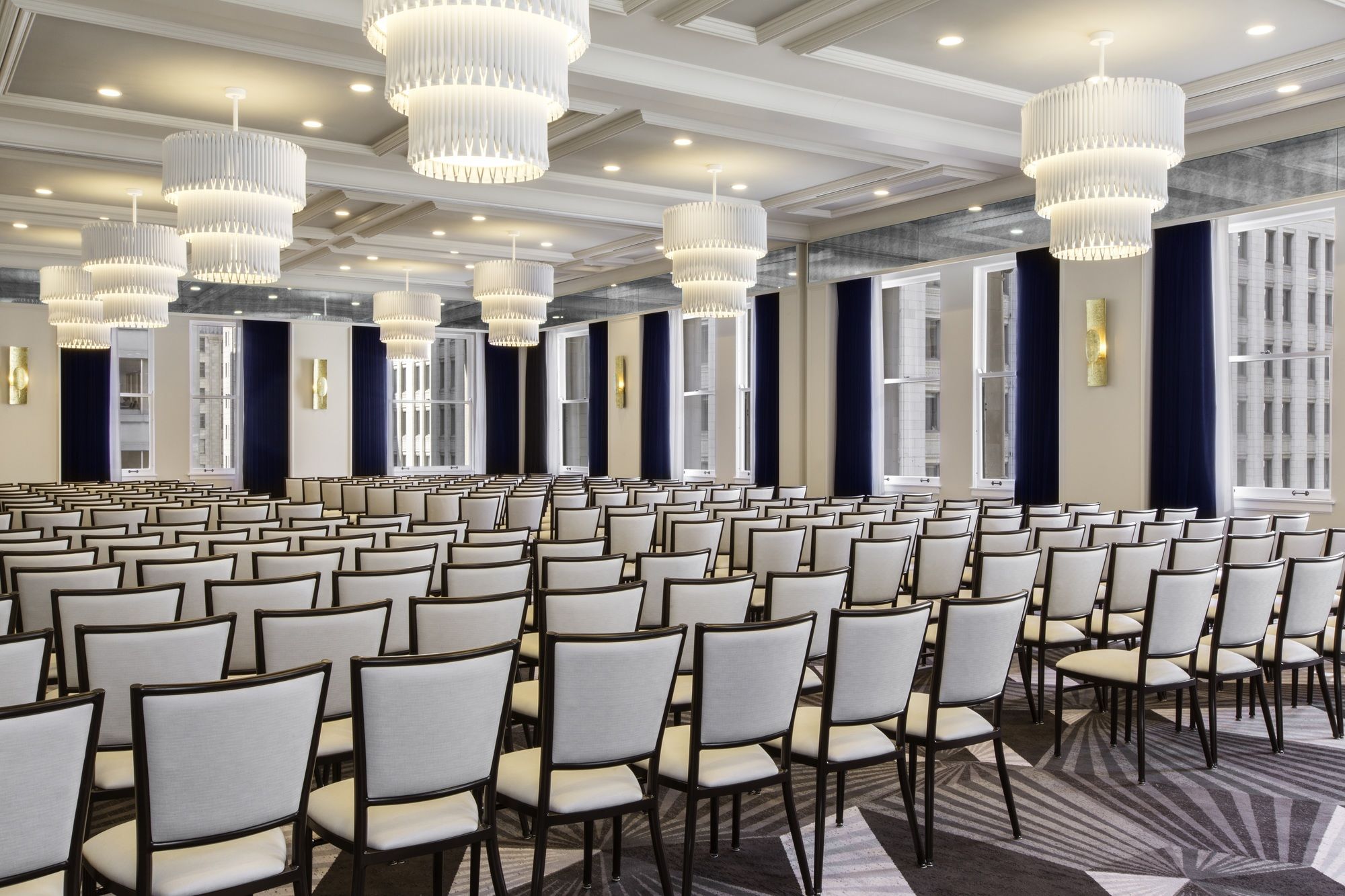 Фото Kimpton Gray Hotel, an Ihg Hotel