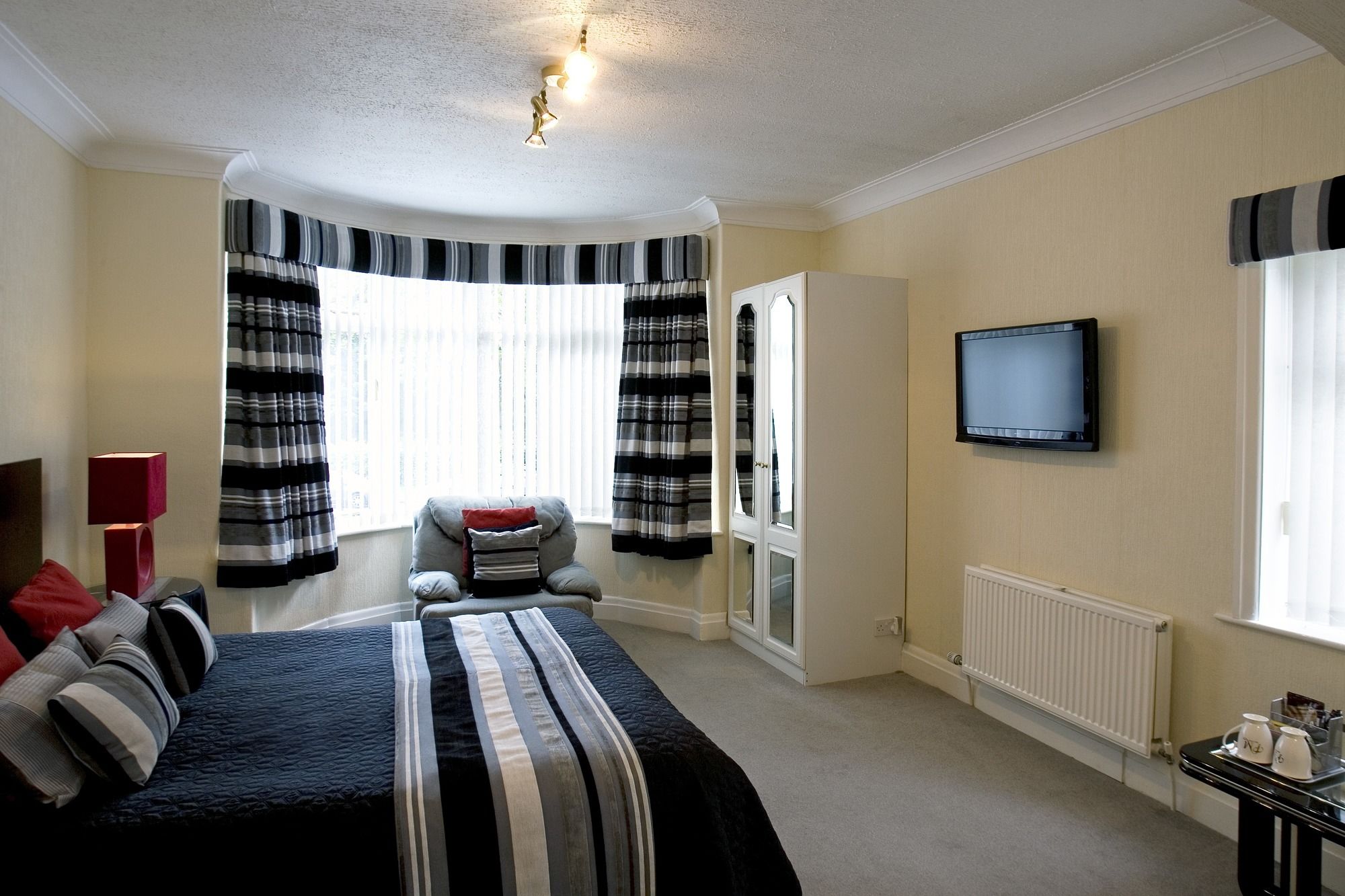 Фото Park Manor Hotel