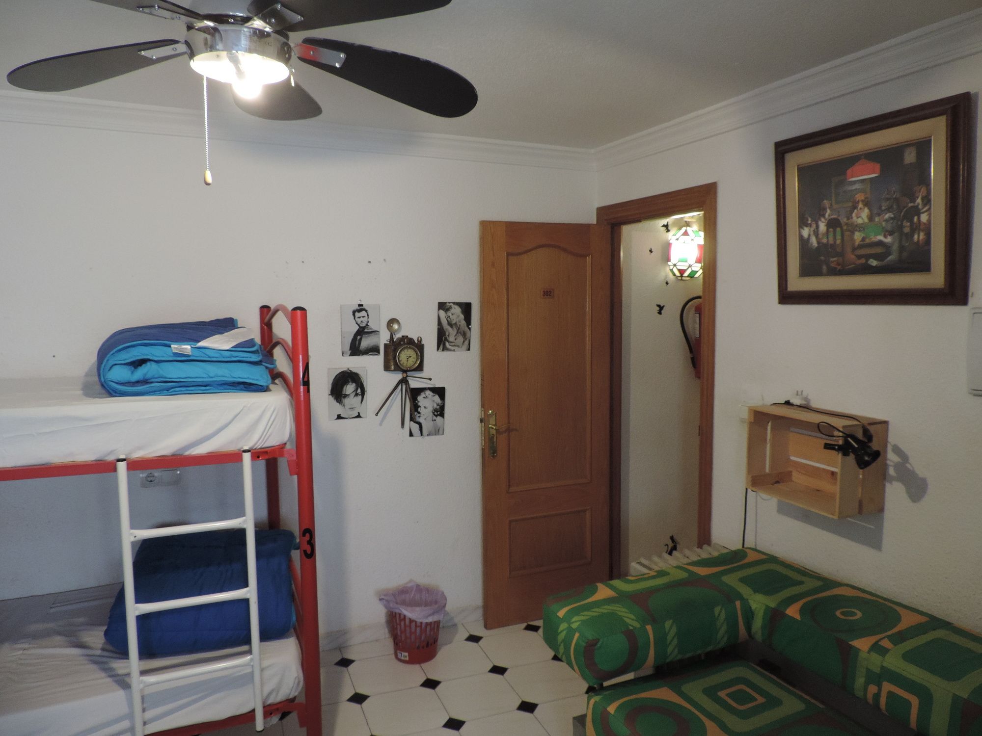 Фото Hostal El Cascabel - Hostel