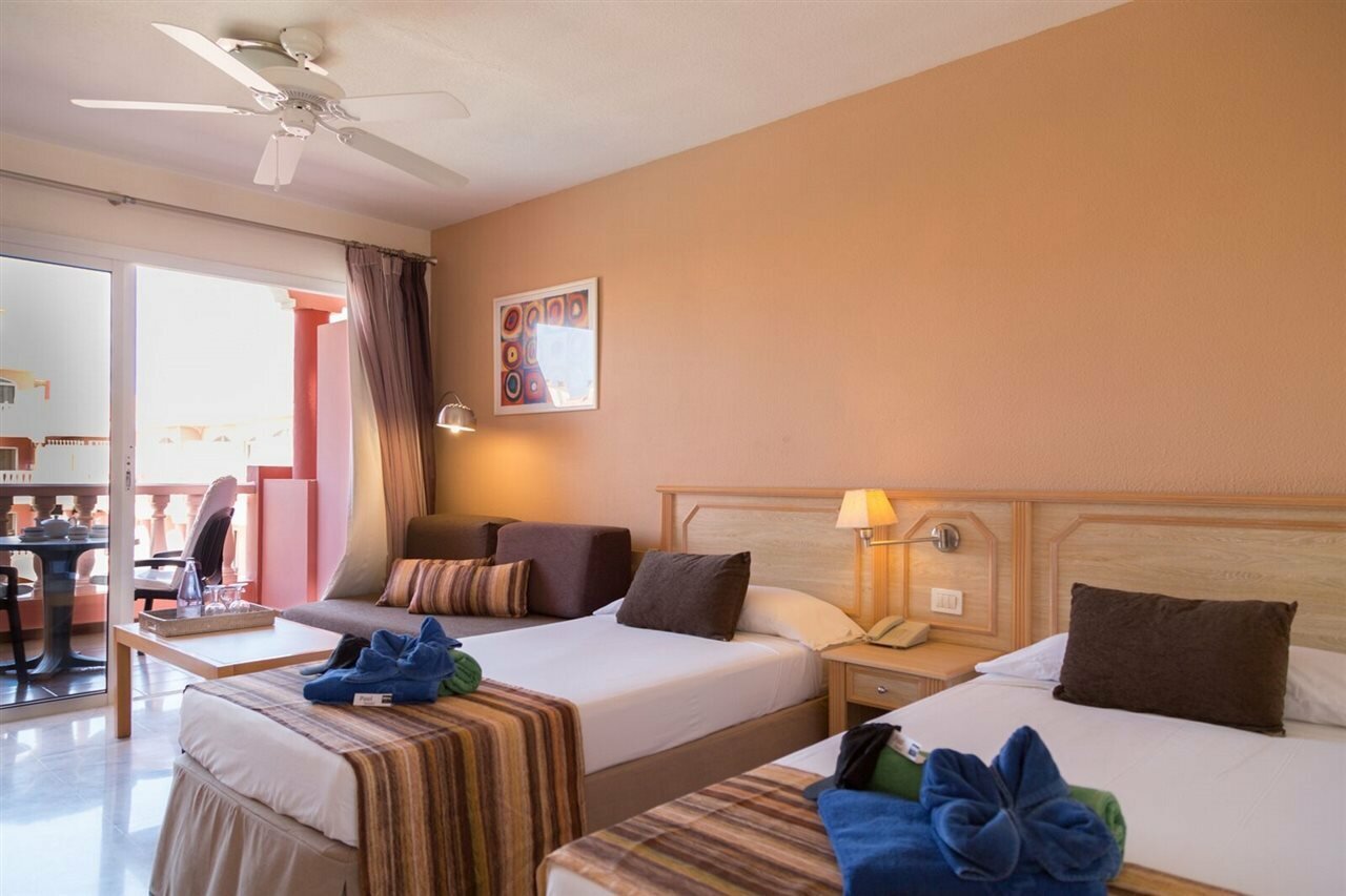 Фото Apartamentos Marola Park