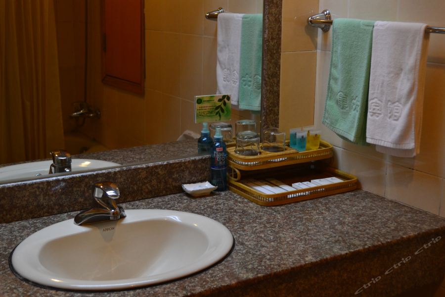 Фото Atour Hotel Jimei University Xiamen