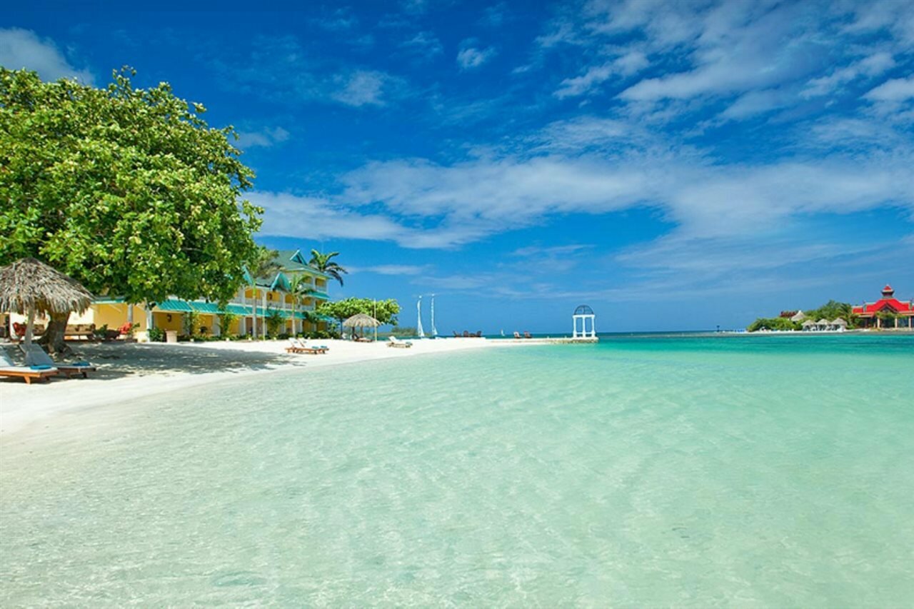 Фото Sandals Royal Caribbean - All Inclusive Couples Only