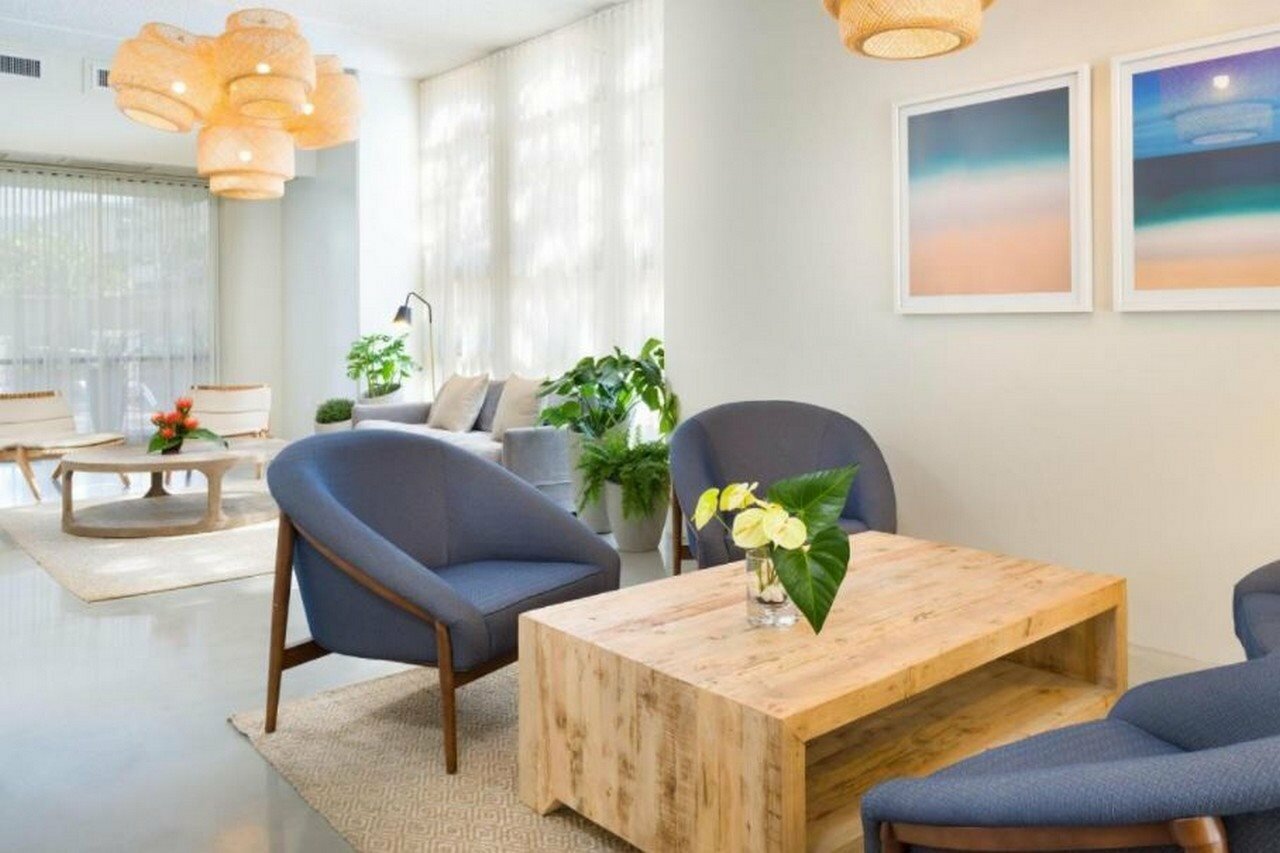 Фото Ohia Waikiki Studio Suites