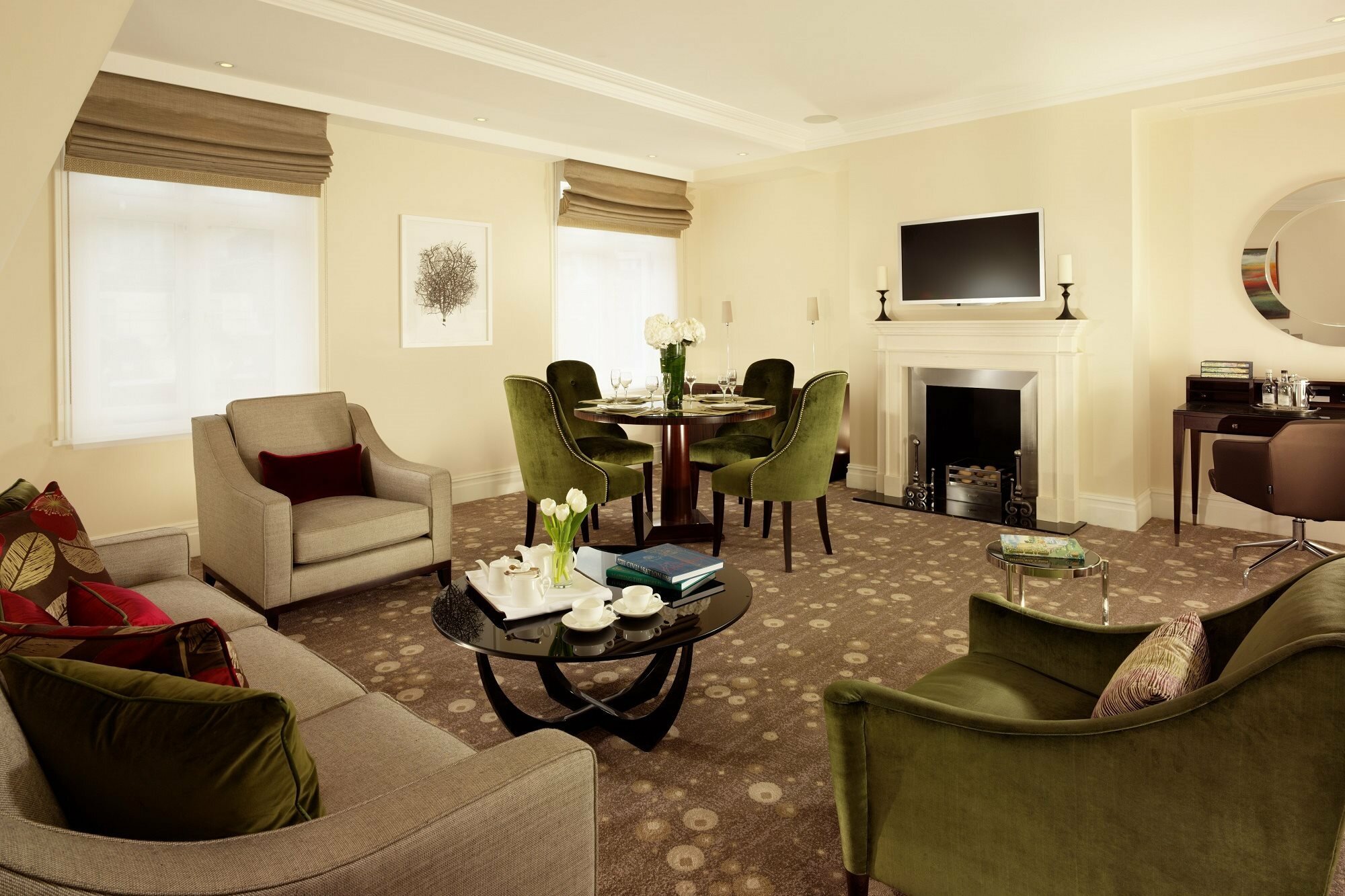 Фото Taj 51 Buckingham Gate, Suites and Residences