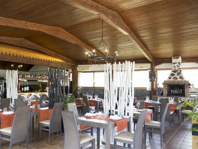 Фото Hotel Melva Suite