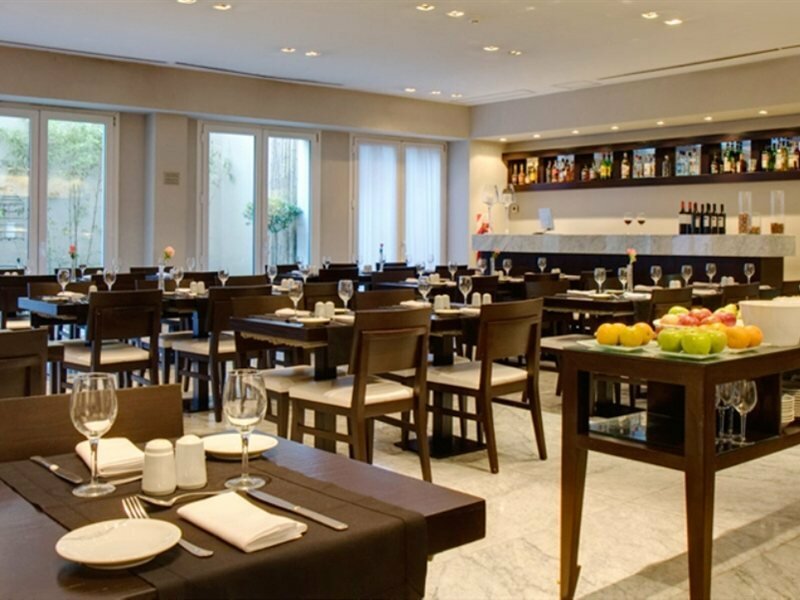 Фото Broadway Hotel & Suites