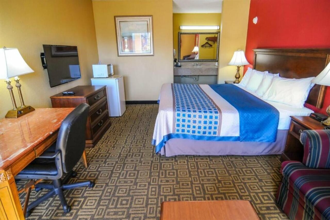 Фото Heritage Inn