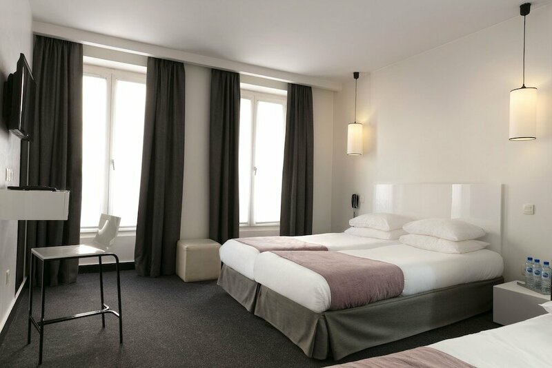 Гостиница Standard Design Hotel в Париже