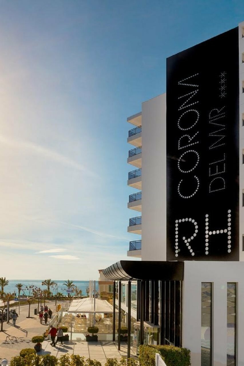 Фото Hotel Rh Corona del Mar
