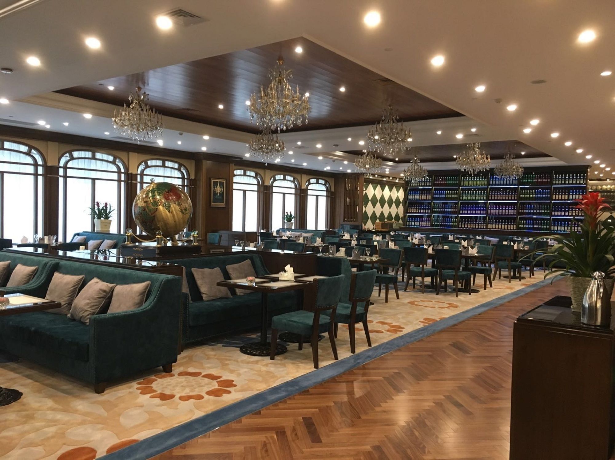 Фото Dalian Kerren Hotel