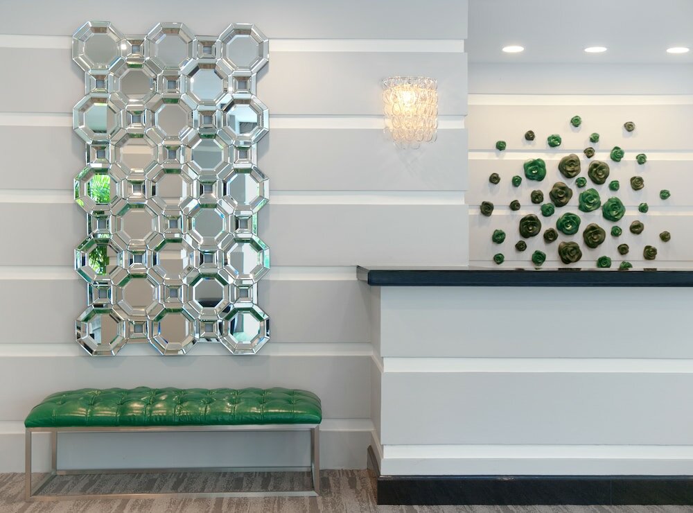 Фото State Plaza