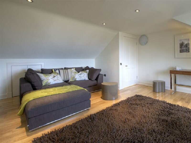 Фото Clarendon Luxury Apartments