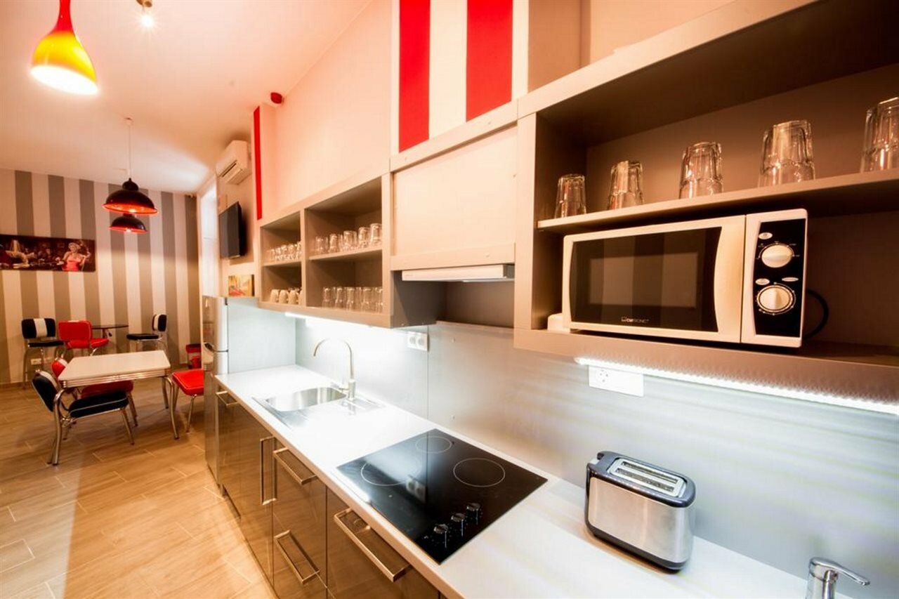 Фото Full Moon Budapest