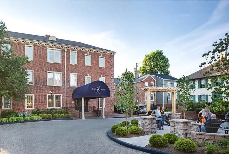 Фото отеля 1