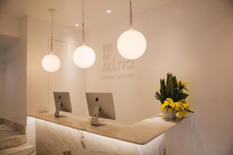 Фото Esqina Cosmopolitan Lodge