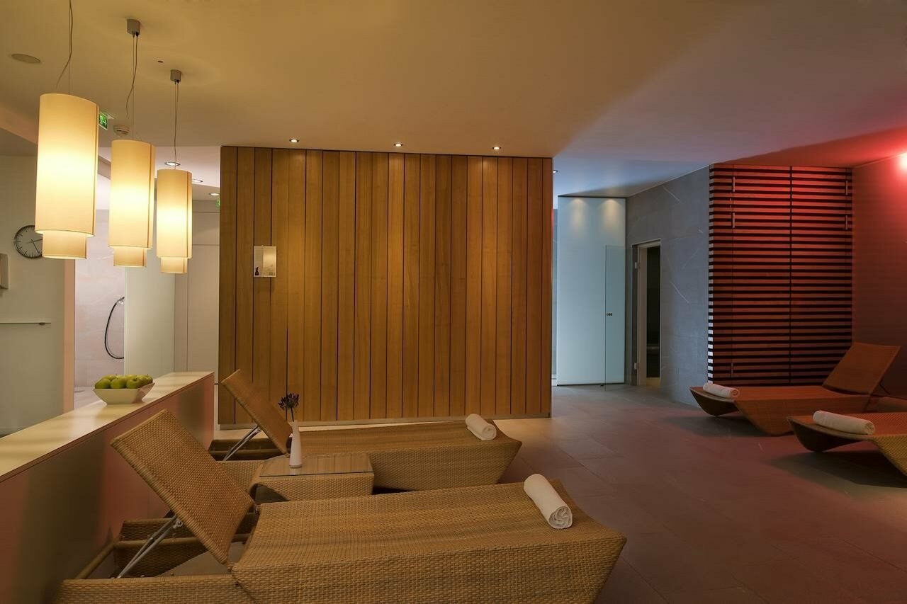 Фото DoubleTree by Hilton Frankfurt Niederrad