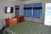 Фото Knights Inn Santa Cruz