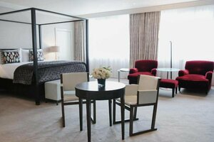 Гостиница The Westbury Hotel