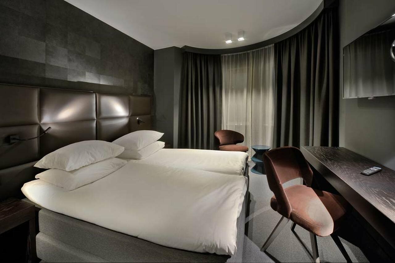 Фото Amsterdam Forest Hotel