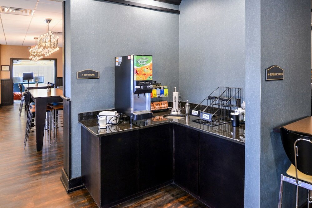 Фото Best Western Plus Midwest Inn