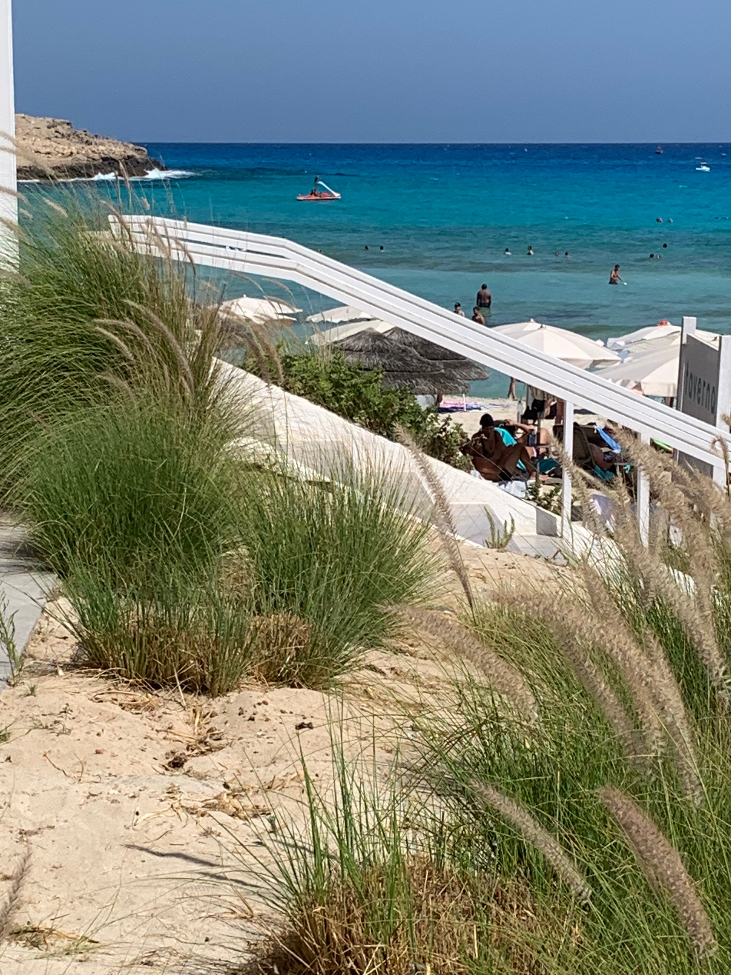 Фото Vassos Nissi Plage Hotel & SPA