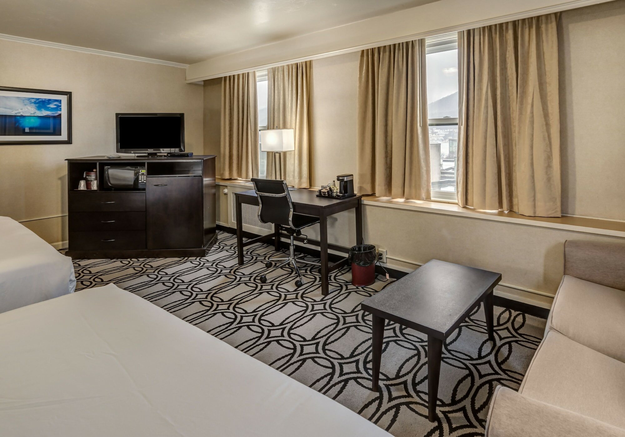 Фото Baranof Downtown, Bw Signature Collection