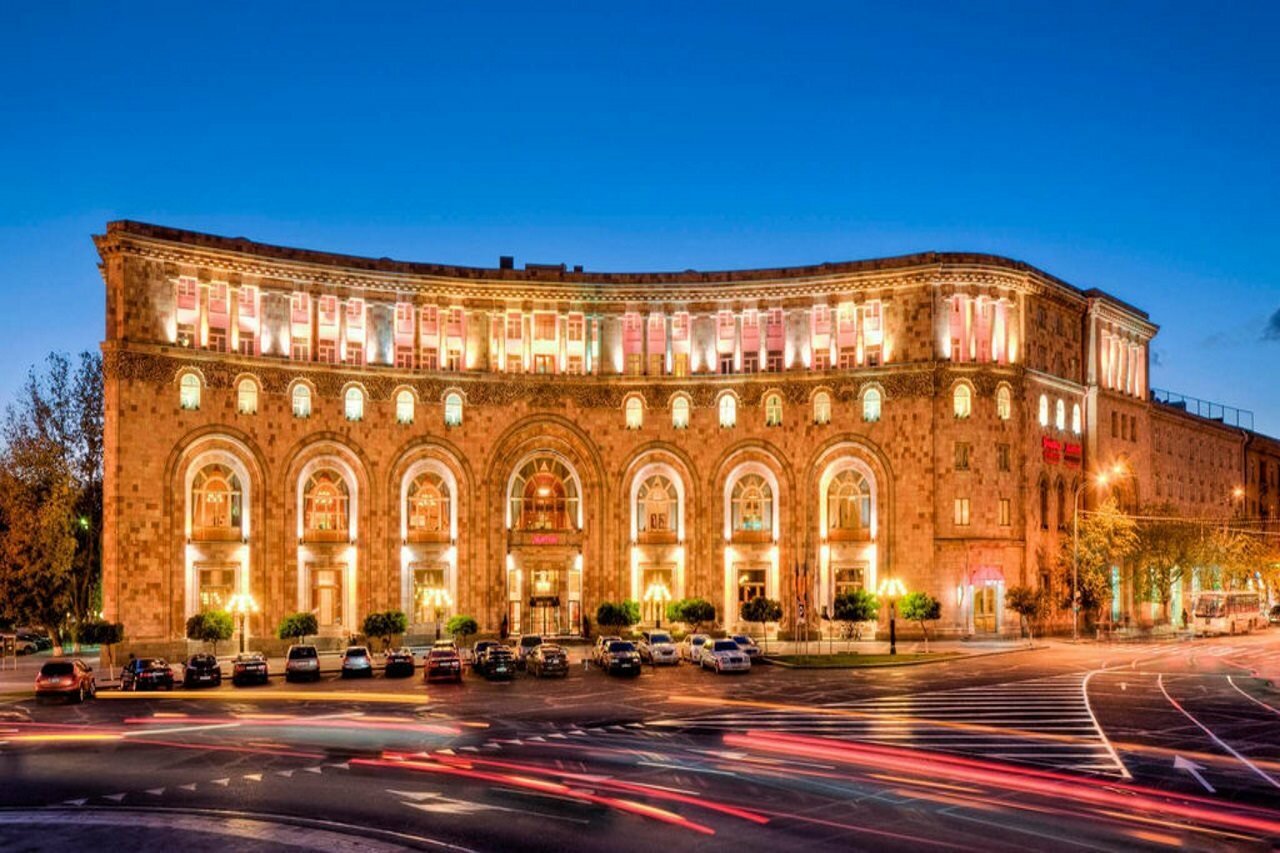 Фото Armenia Marriott Hotel Yerevan