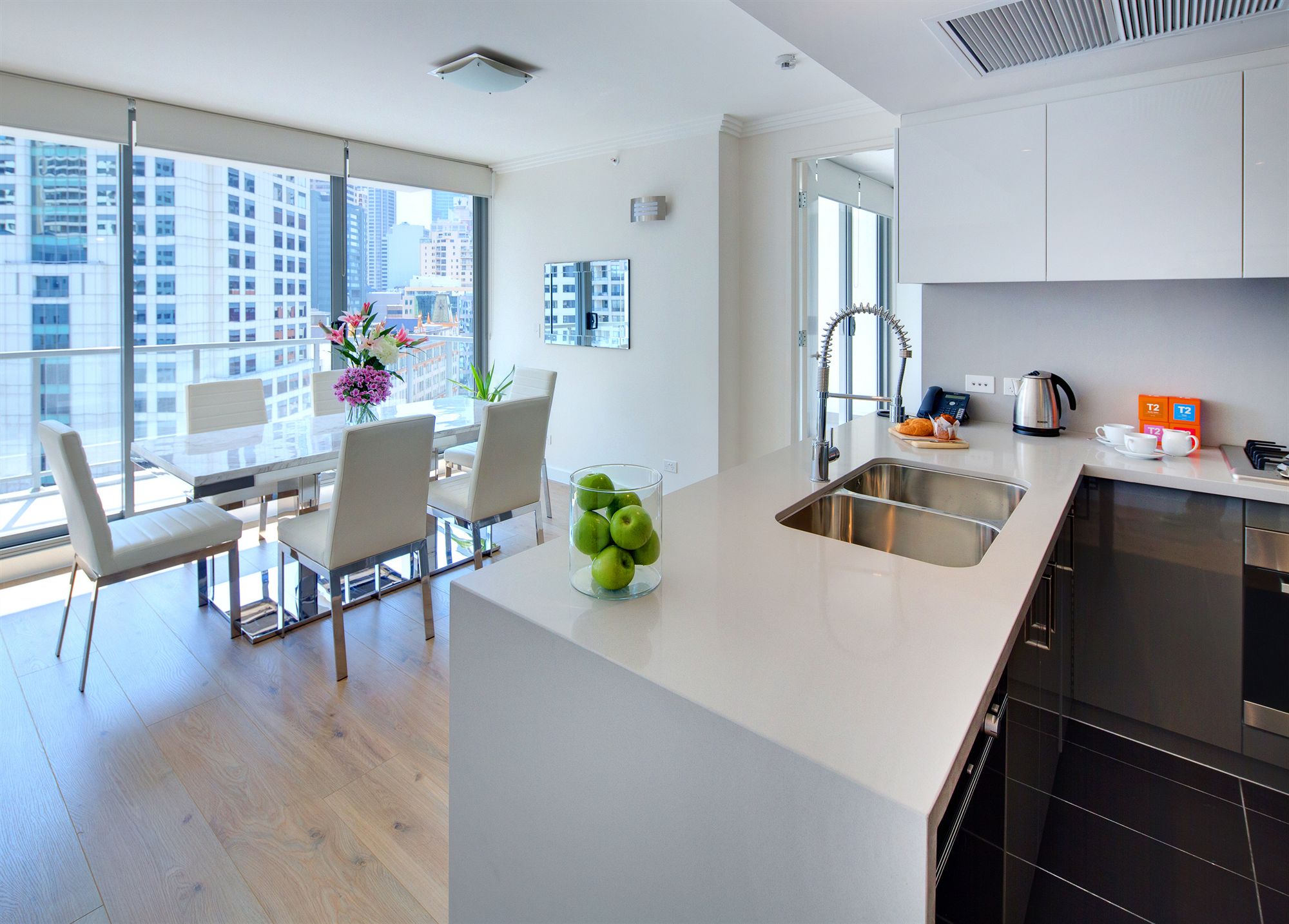 Фото Zara Tower Hotel