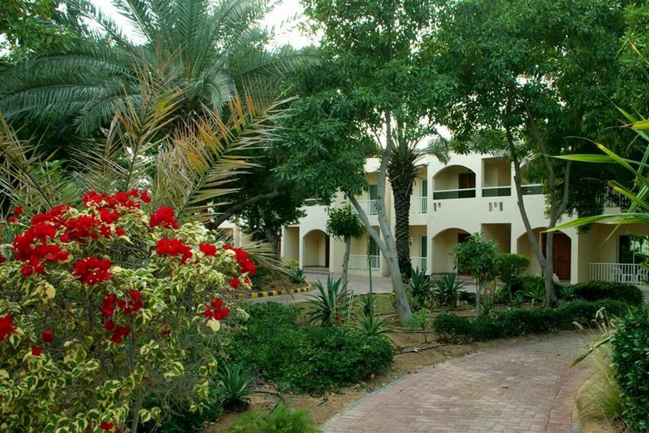 Фото Umm Al Quwain Beach Hotel