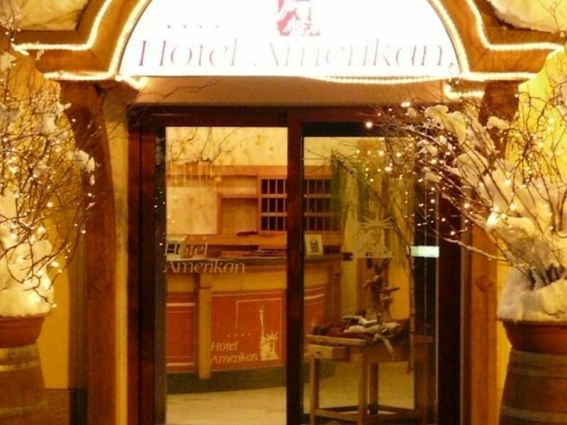 Фото Hotel Amerikan