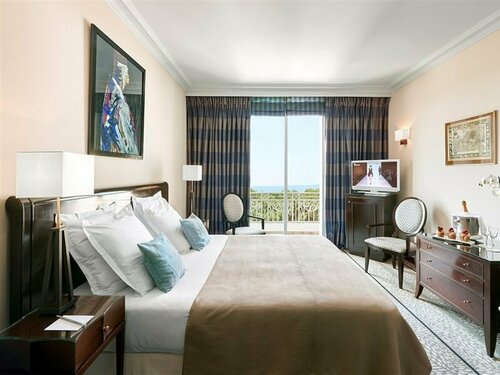 Внешний вид отеля Hotel Juana в Антибе, фото 4