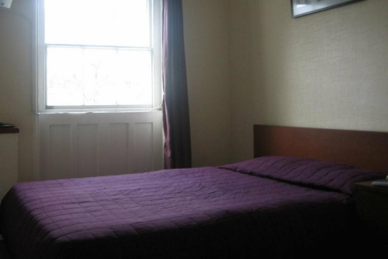 Фото Adare Hotel