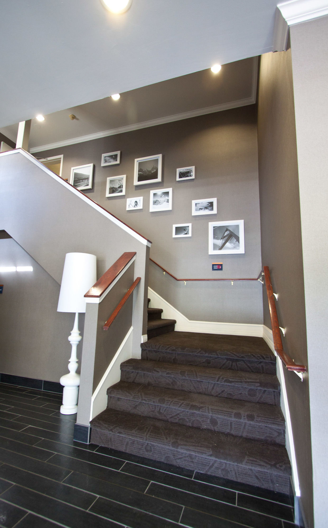 Фото Sandman Hotel Revelstoke