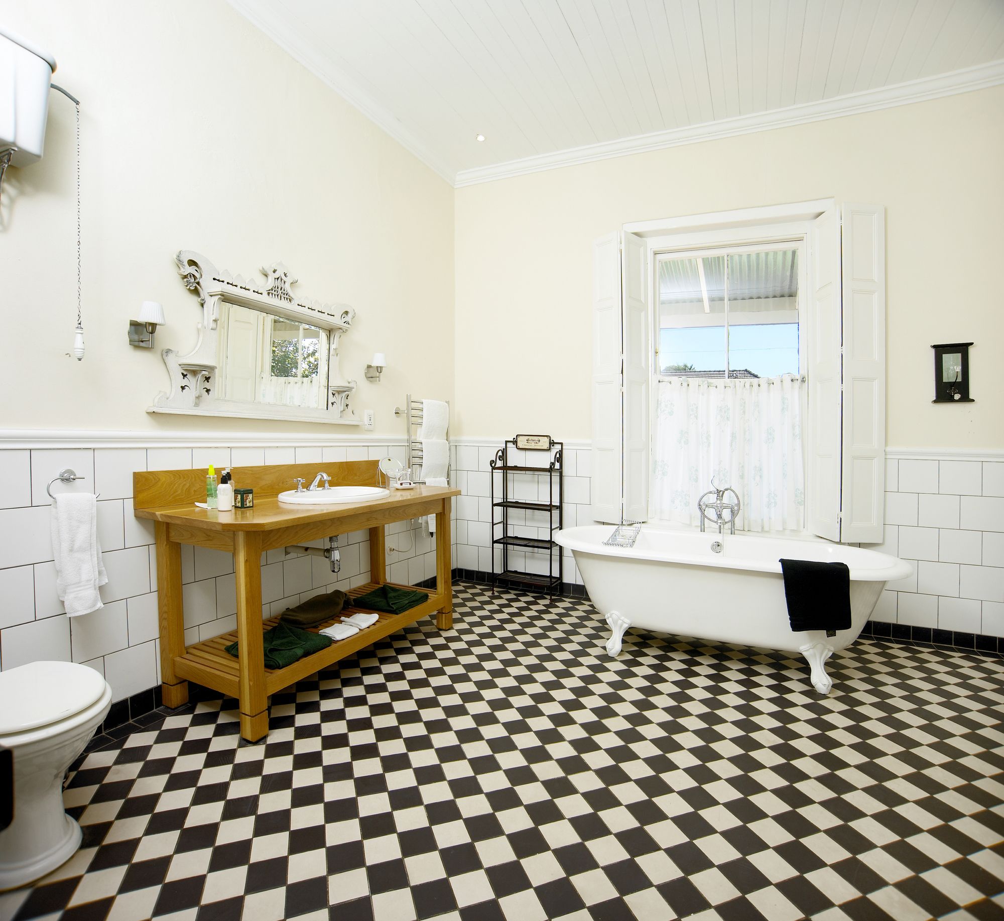 Фото La Fontaine