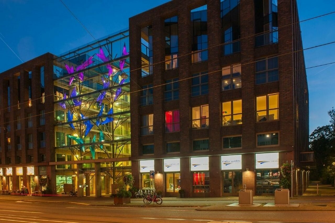 Фото отеля 1