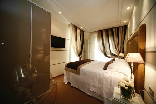 Гостиница Hotel Lungomare в Риччоне