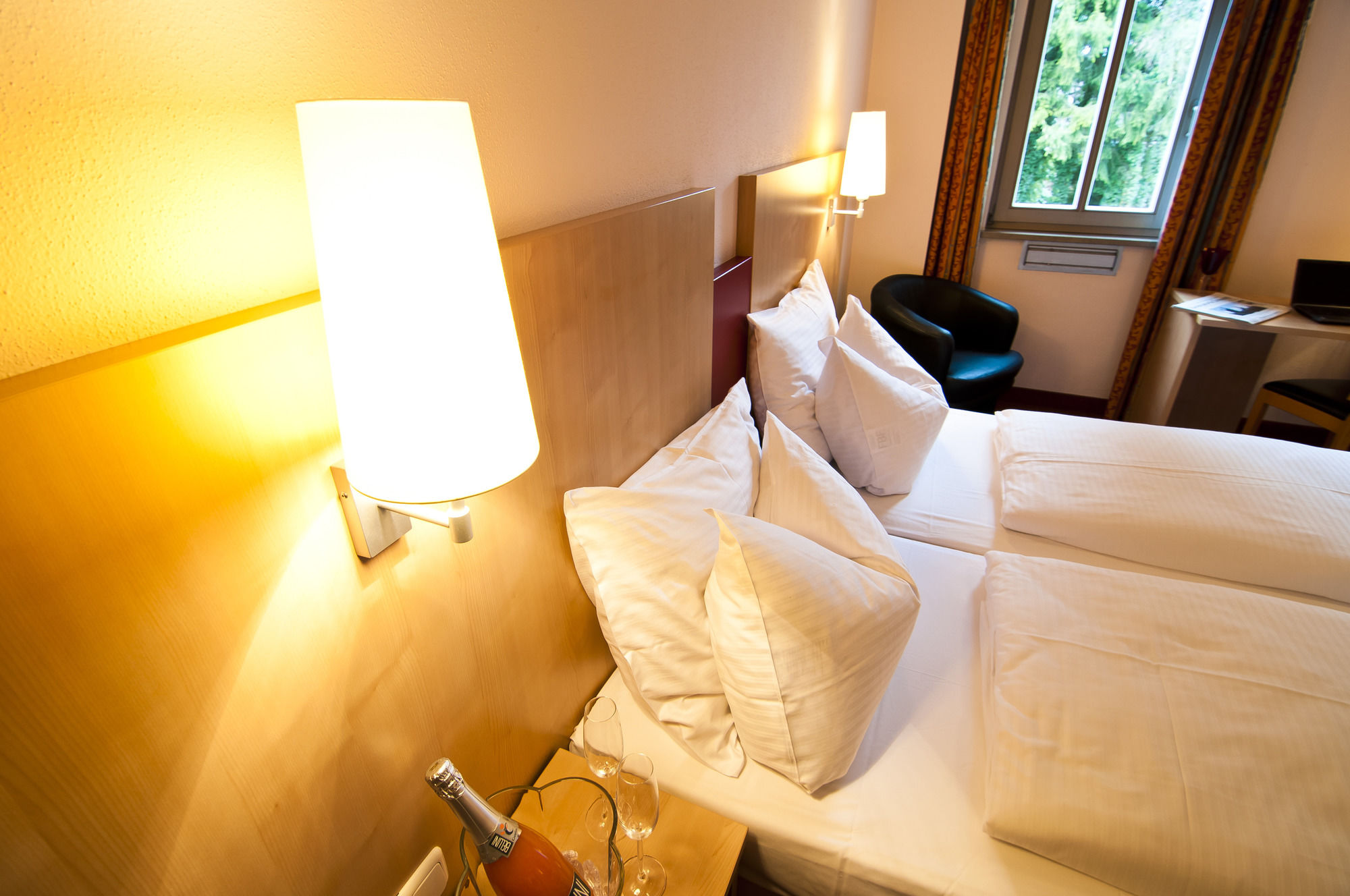 Фото Amalienburg Boutique & Boarding Hotel