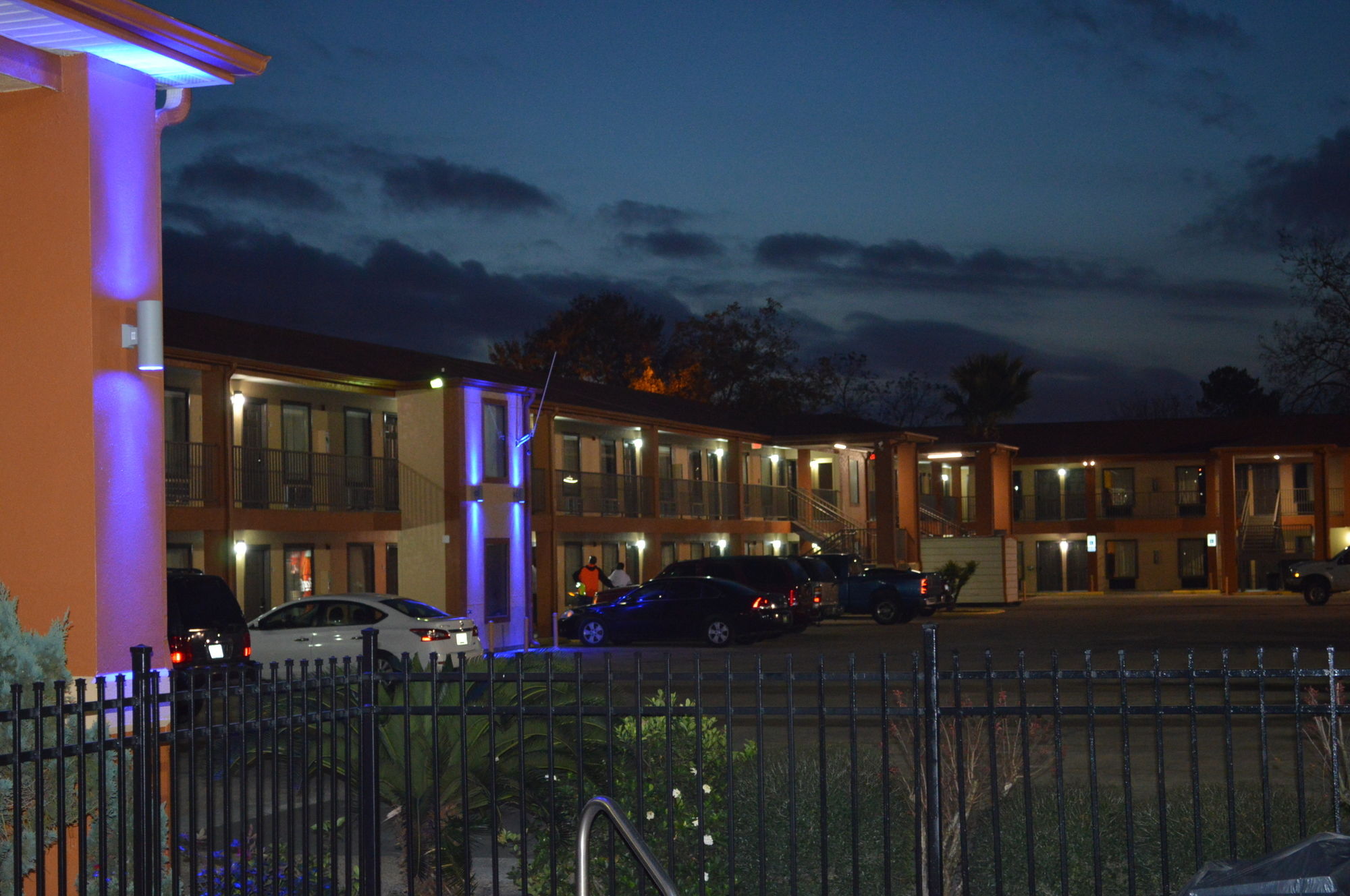 Фото Econo Lodge Lake Charles University Area