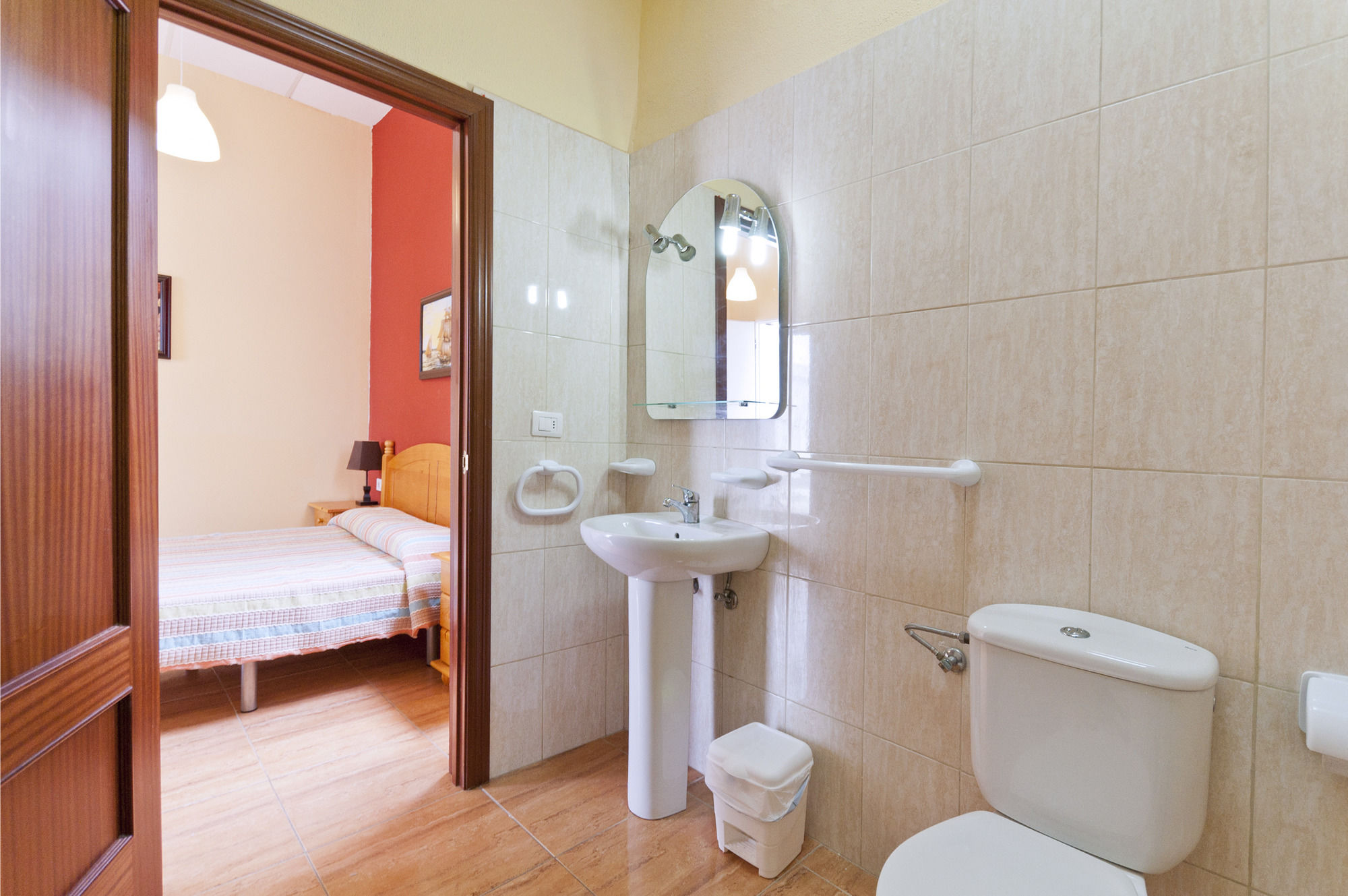 Фото Hostal Kasa