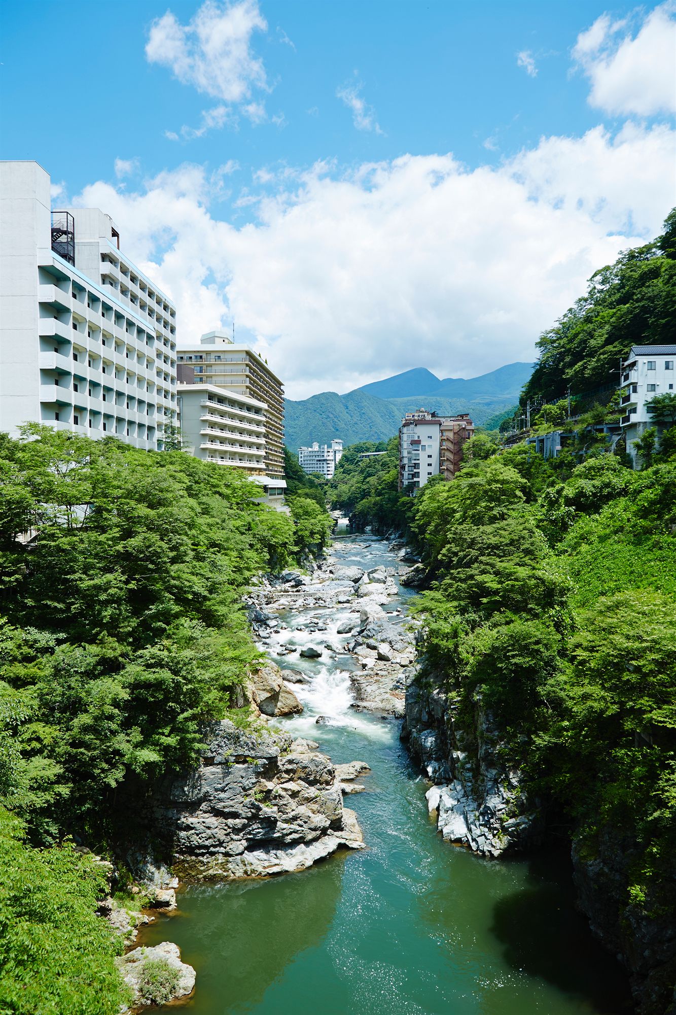 Фото Kinugawa Onsen Hotel