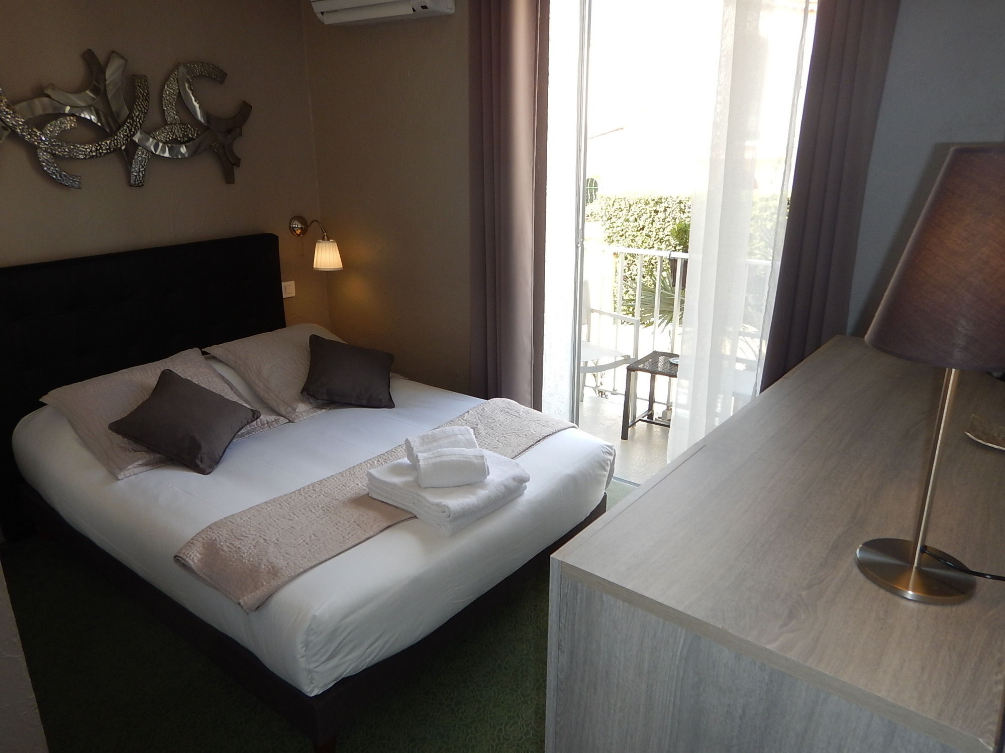 Фото Hotel Miramar, Cap d'Antibes