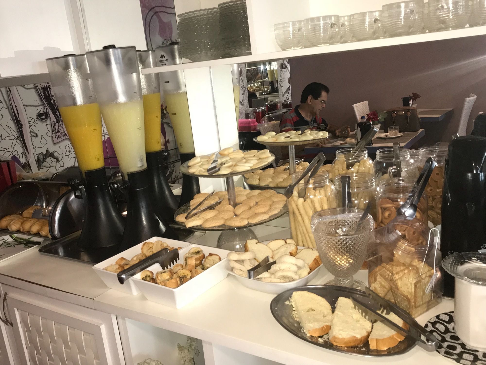 Фото Aton Plaza Hotel