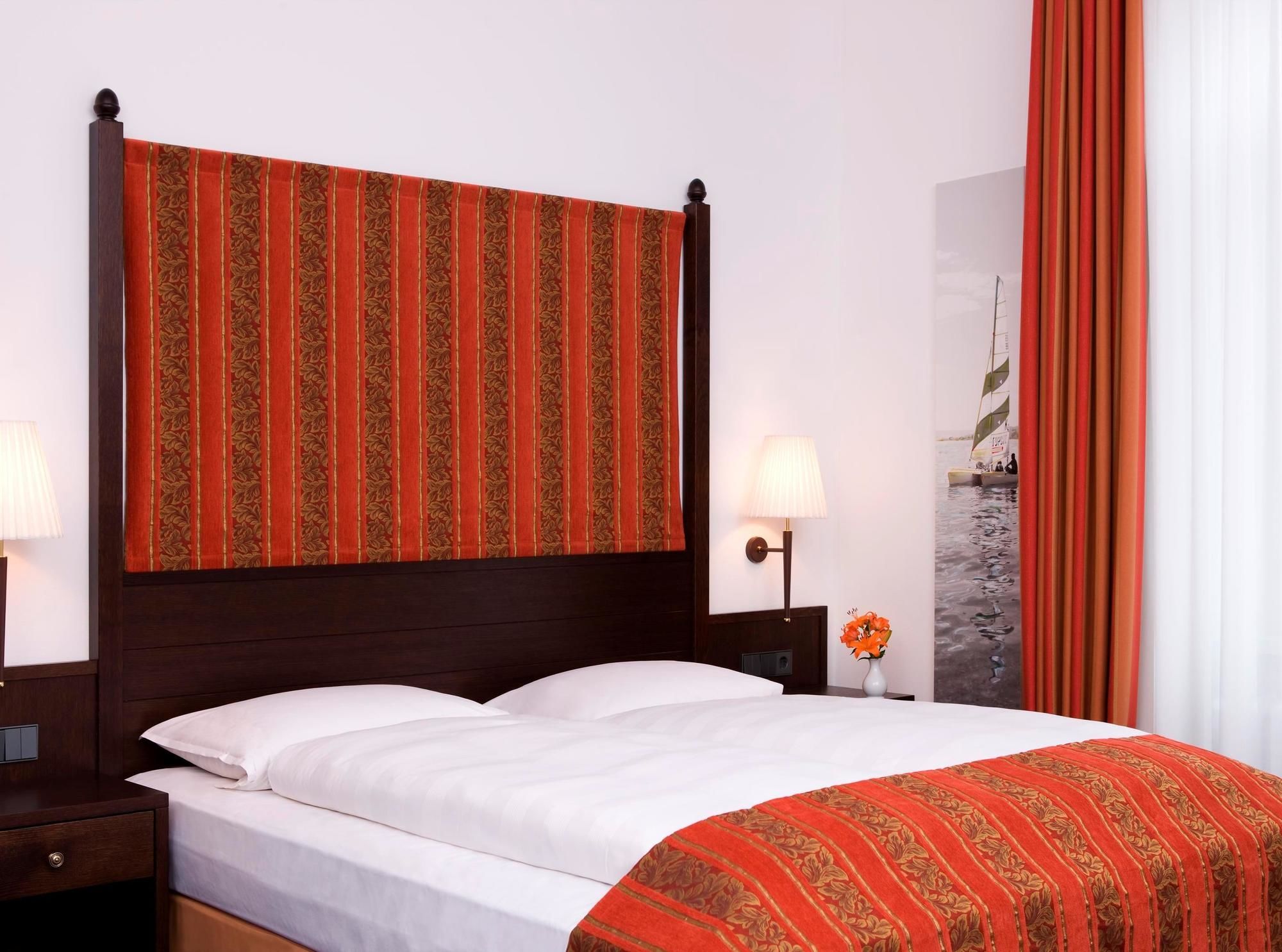 Фото Steigenberger Inselhotel