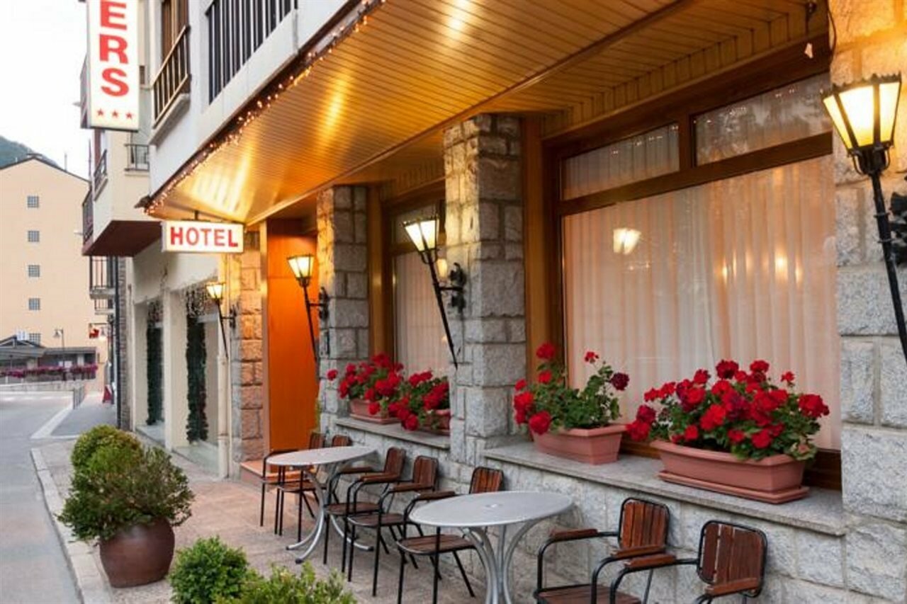 Фото Hotel Univers